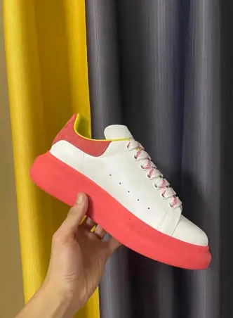 Alexander McQueen · 38 variantes