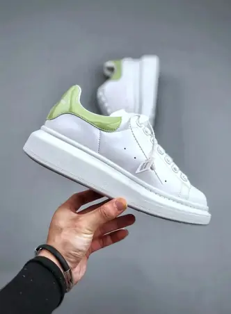 Alexander McQueen Sneakers · 30 variantes