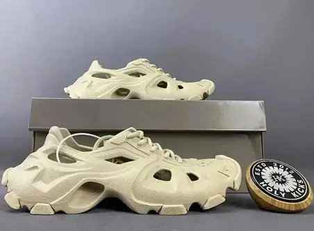 Balenciaga Cargo Sneakers