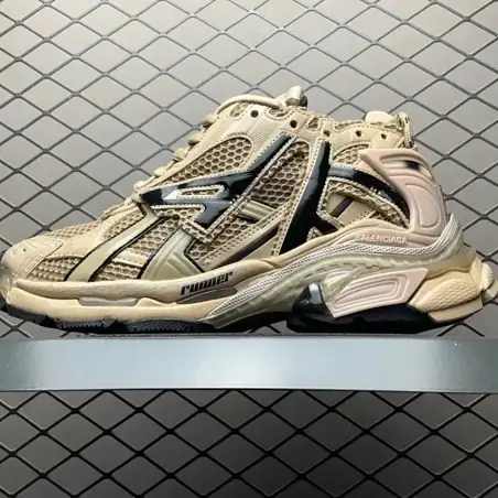 Balenciaga Chunky Sneakers · 14 variantes