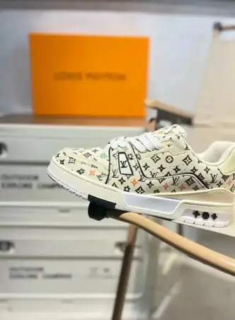 Louis Vuitton Trainer Sneakers AQ7022641#35-45