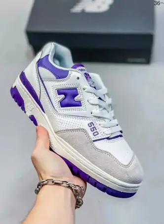 New Balance 550 Sneakers