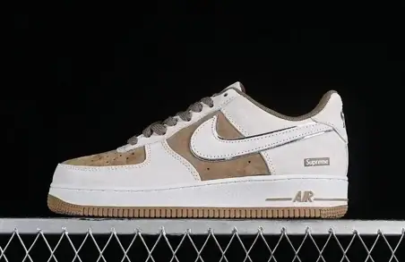 Nike Air Force 1 Sneakers