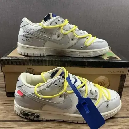 Nike Dunk Low Off-White
