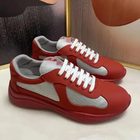 Prada · 13 variantes